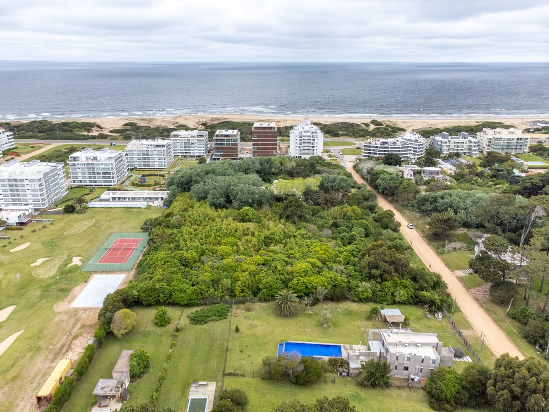 Land in Punta del Este, Maldonado Department, Uruguay 2 - 17408692
