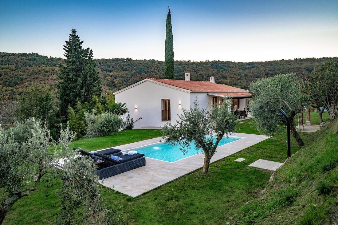 Villa in Koper, Koper, Slovenia 2 - 15296016