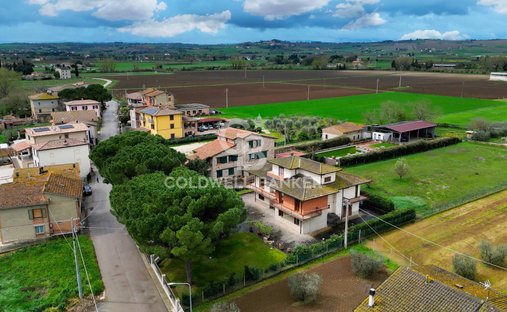 Villa in Deruta, Umbria, Italy 1