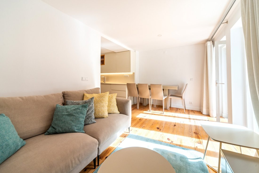 Apartment in Santo Antonio, Lisbon, Portugal 2 - 17408819