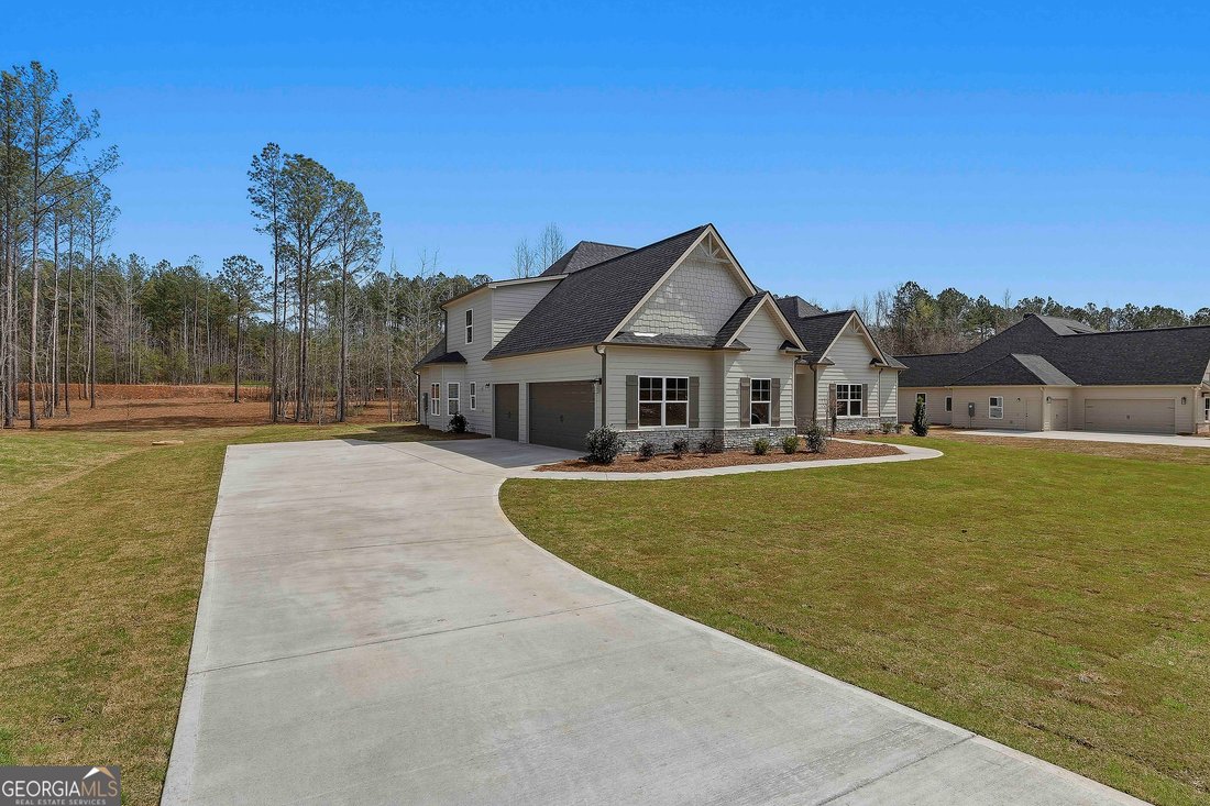 House in Senoia, Georgia, United States 3 - 17070189