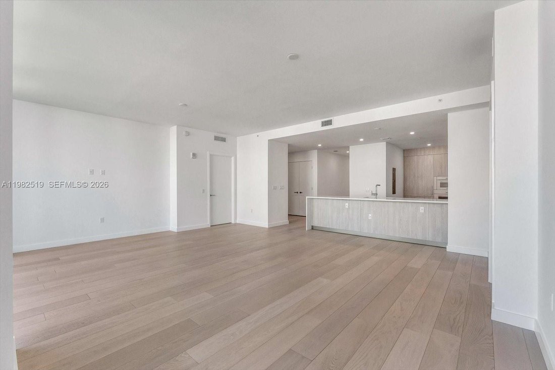 Condo in Bal Harbour, Florida, United States 4 - 17409670