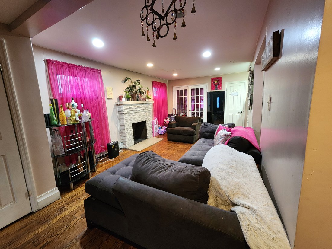 House in New York, New York, United States 4 - 17416503