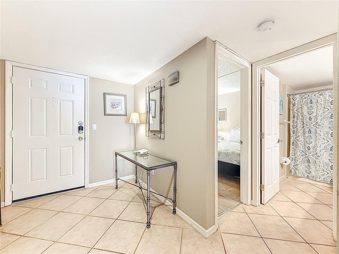Condo in Indian Shores, Florida, United States 2 - 17415976