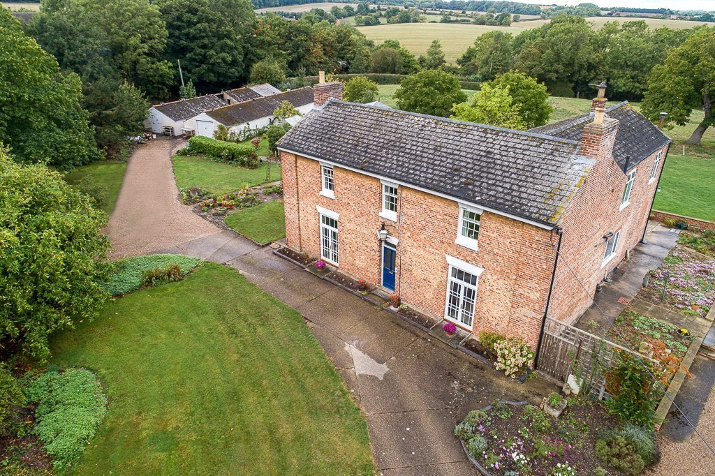 House in Muckton, England 1 - 15909135