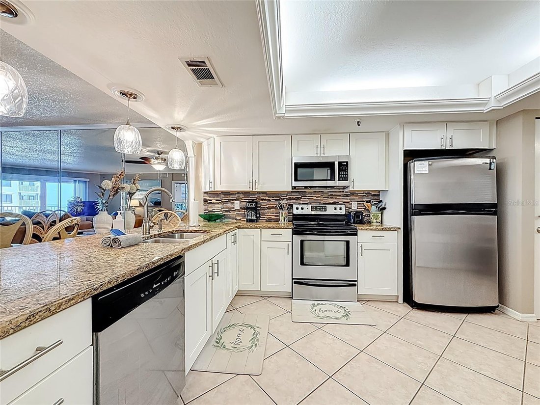 Condo in Indian Shores, Florida, United States 4 - 17415976