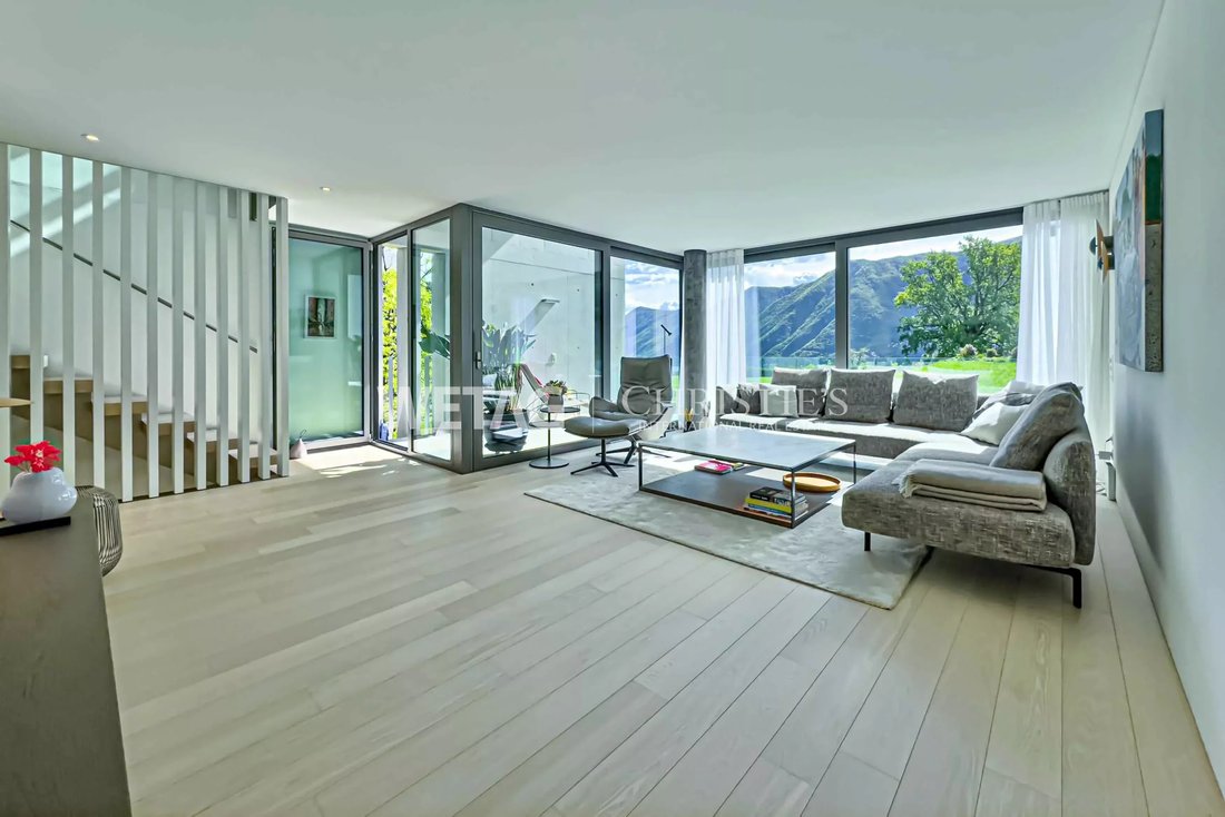 Villa in Lugano, Ticino, Switzerland 3 - 14197998