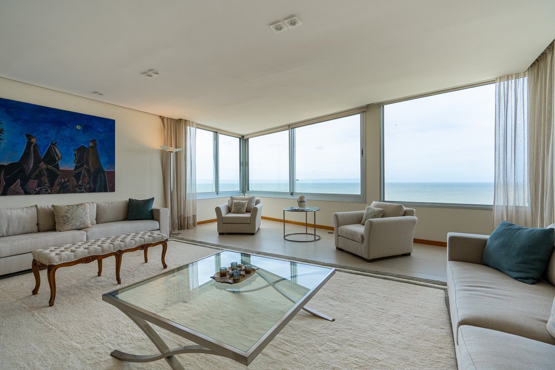 Apartment in Punta del Este, Maldonado Department, Uruguay 5 - 17412734