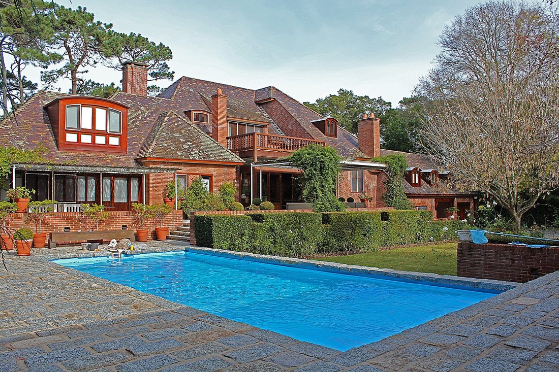 House in Punta del Este, Maldonado Department, Uruguay 1 - 17412752