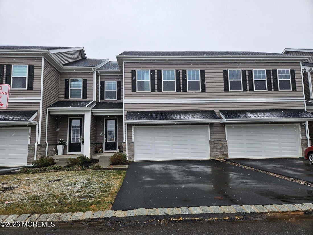 Condo in Marlboro Township, New Jersey, United States 2 - 17412543