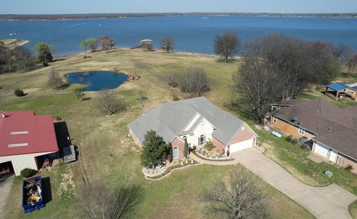 House in Emory, Texas, United States 1
