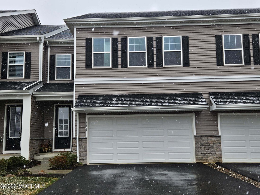 Condo in Marlboro Township, New Jersey, United States 3 - 17412543