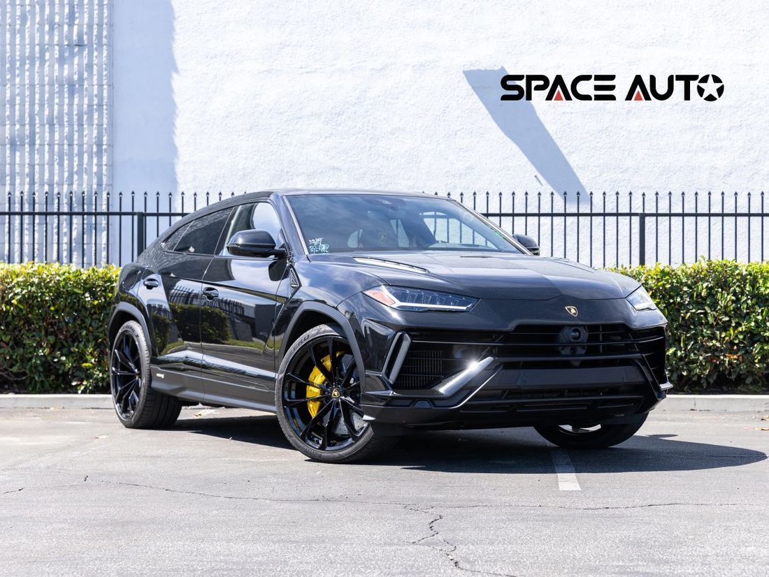 Suv in Azusa, CA, United States 1 - 17337816