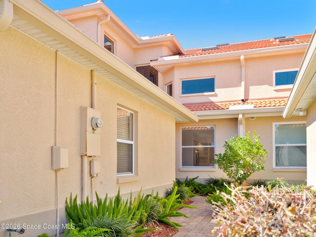 Townhouse in Indian Harbour Beach, Florida, United States 4 - 17410135
