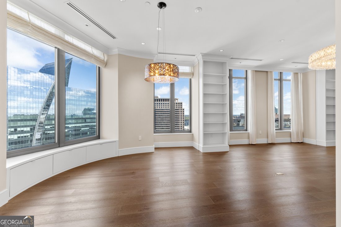 Condo in Atlanta, Georgia, United States 5 - 17415725