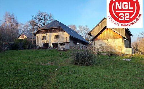 Farm Ranch in Évires, Filliere, France 1