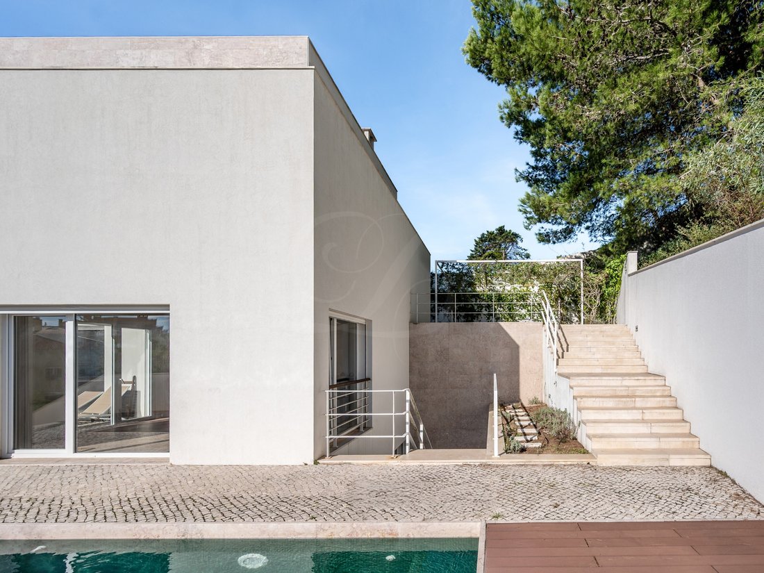 House in Carcavelos e Parede, Lisbon, Portugal 2 - 17408798