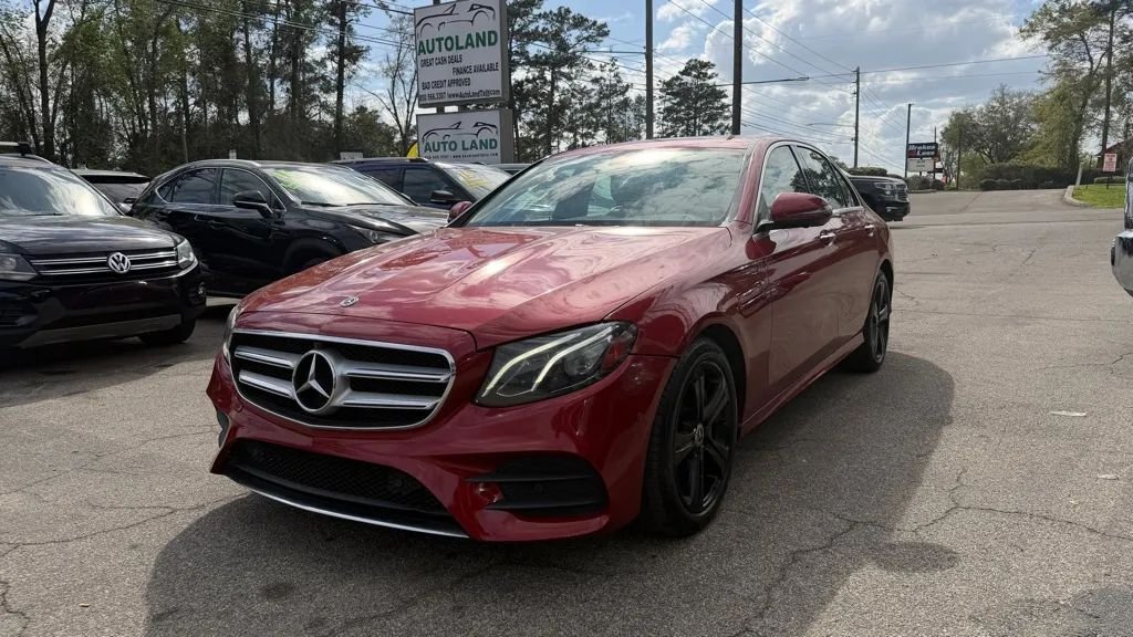 Sedan in Tallahassee, FL, United States 1 - 17419883
