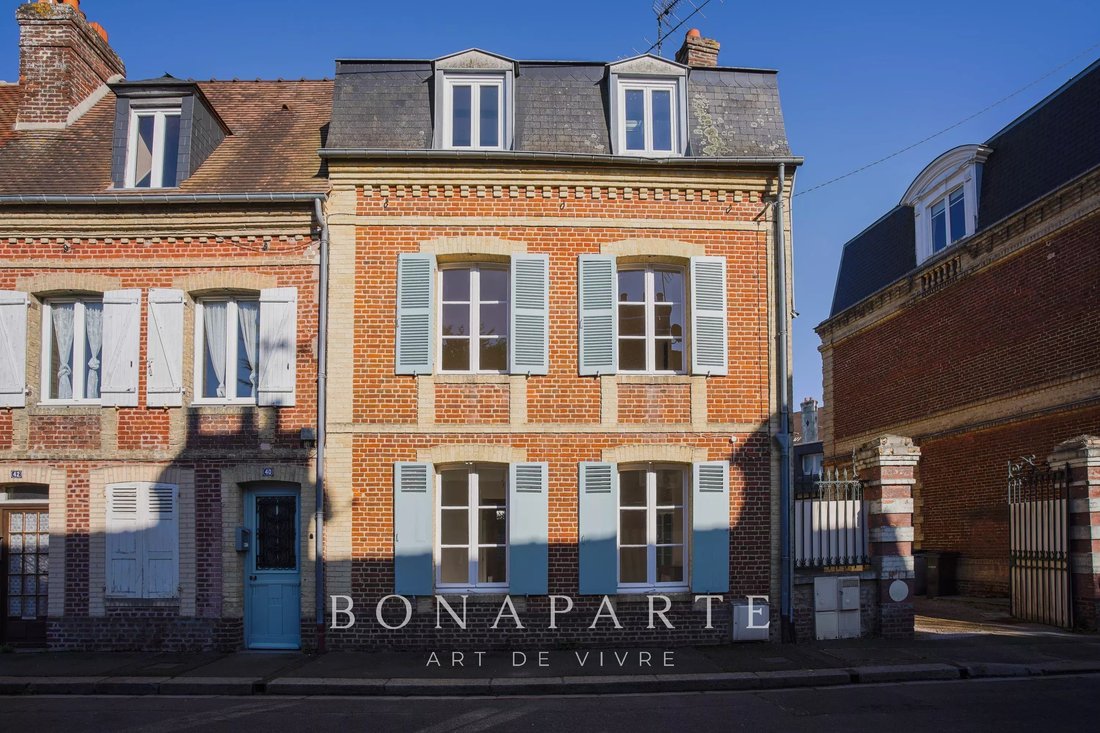 House in Pont-l'Évêque, Normandy, France 1 - 17408625