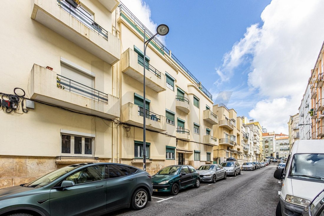 Apartment in Arroios, Lisbon, Portugal 4 - 17413662