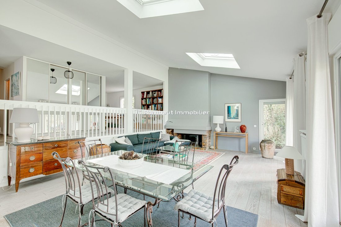 House in Bourg-La Feuillaume Nord, La Celle-Saint-Cloud, France 5 - 17413112