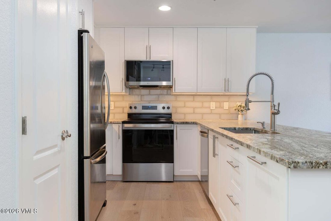 Condo in Avon, Colorado, United States 2 - 17418690