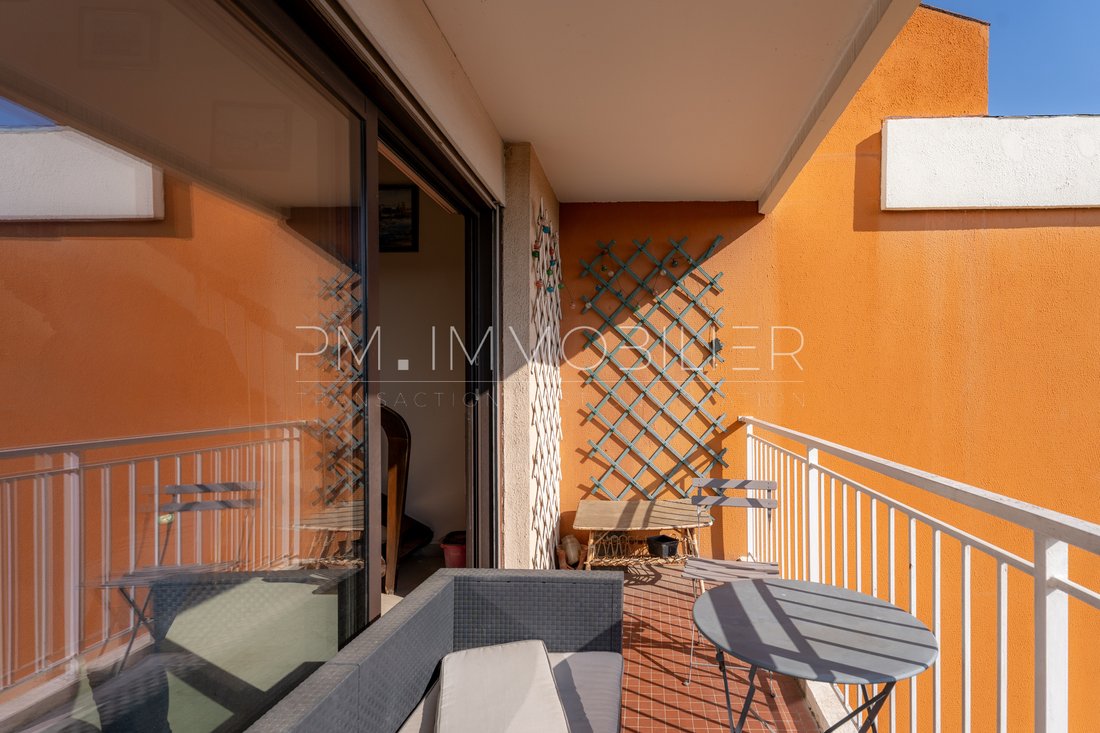 Apartment in Granettes-Jauberte-Sainte Anne, Aix-en-Provence, France 2 - 16764937