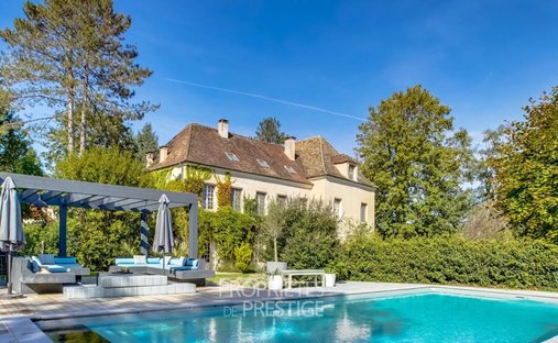 Domaine à Montfort-l'Amaury, Île-de-France, France 1
