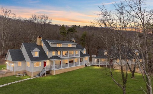 House in Capon Bridge, West Virginia, United States 1
