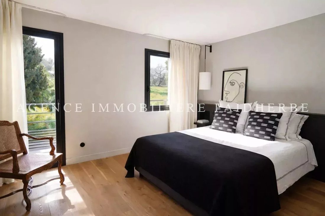 House in Zone Ouest Urbaine, Saint-Tropez, France 5 - 17408628