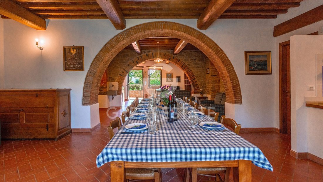 Estate in Bucine, Tuscany, Italy 5 - 17410969