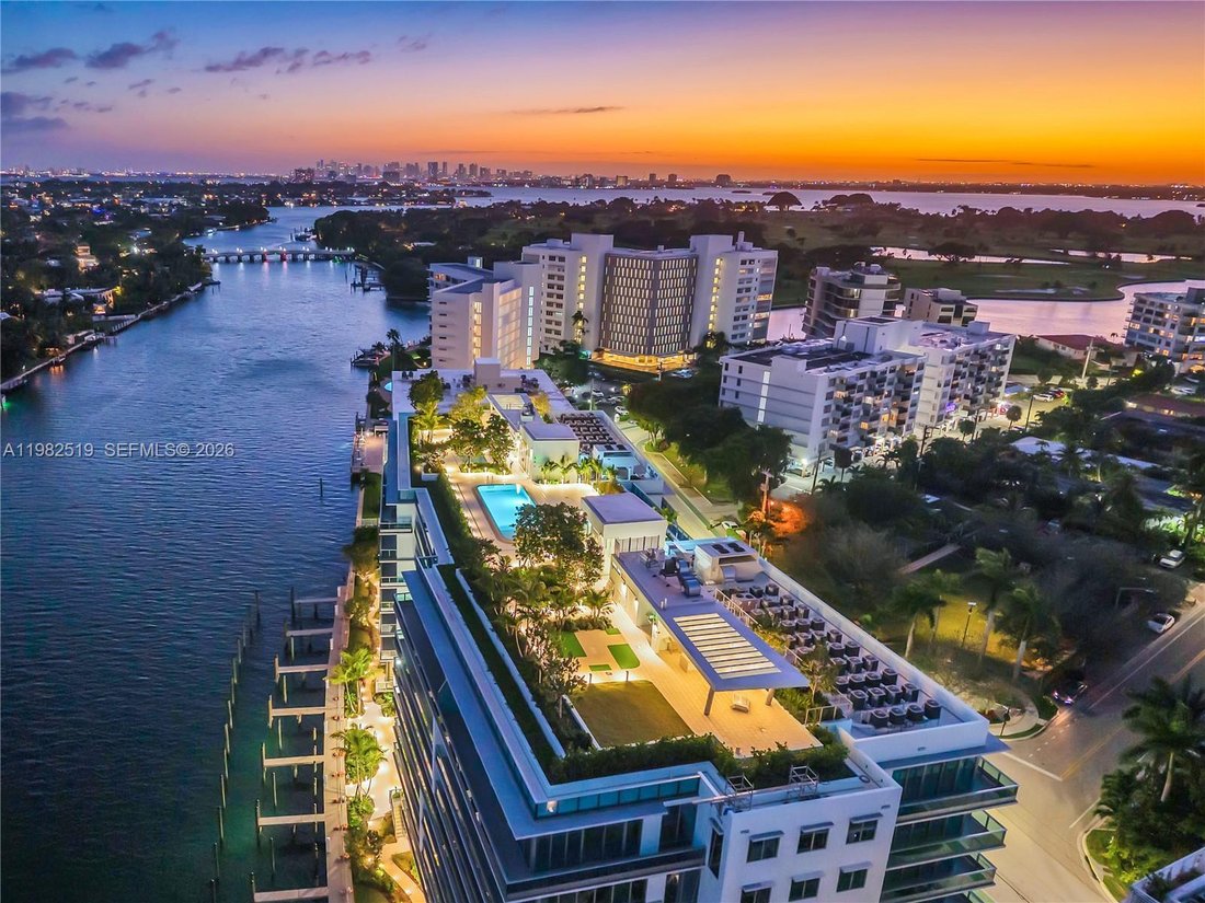 Condo in Bal Harbour, Florida, United States 2 - 17409670