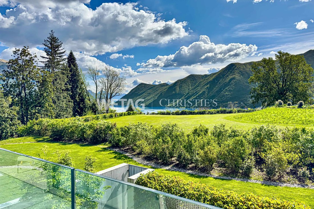 Villa in Lugano, Ticino, Switzerland 1 - 14197998