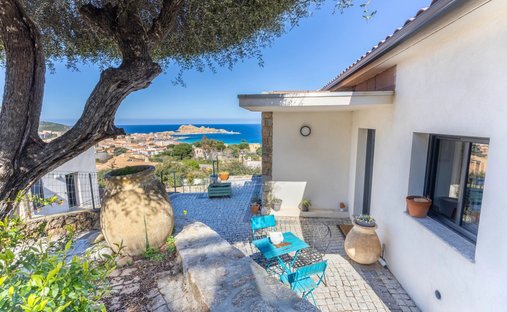 House in L'Île-Rousse, Corsica, France 1