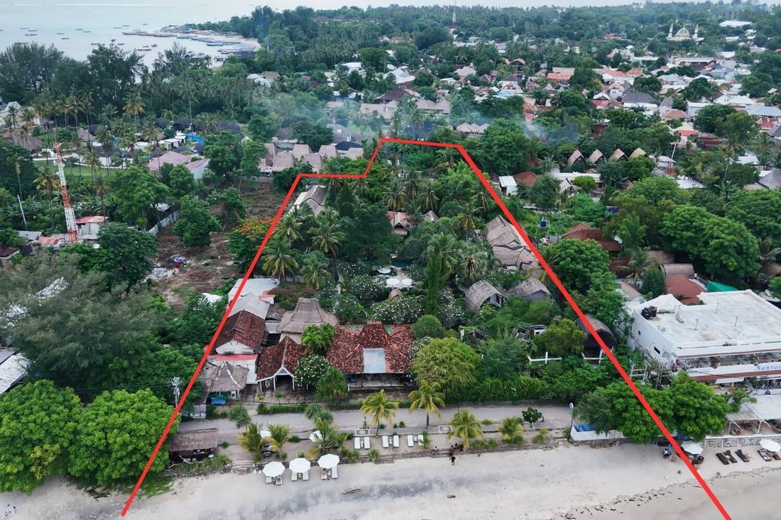 Gili Islands, West Nusa Tenggara, Indonesia 2 - 17419556