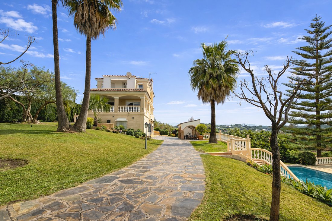 Villa in Estepona, Andalusia, Spain 3 - 17421718