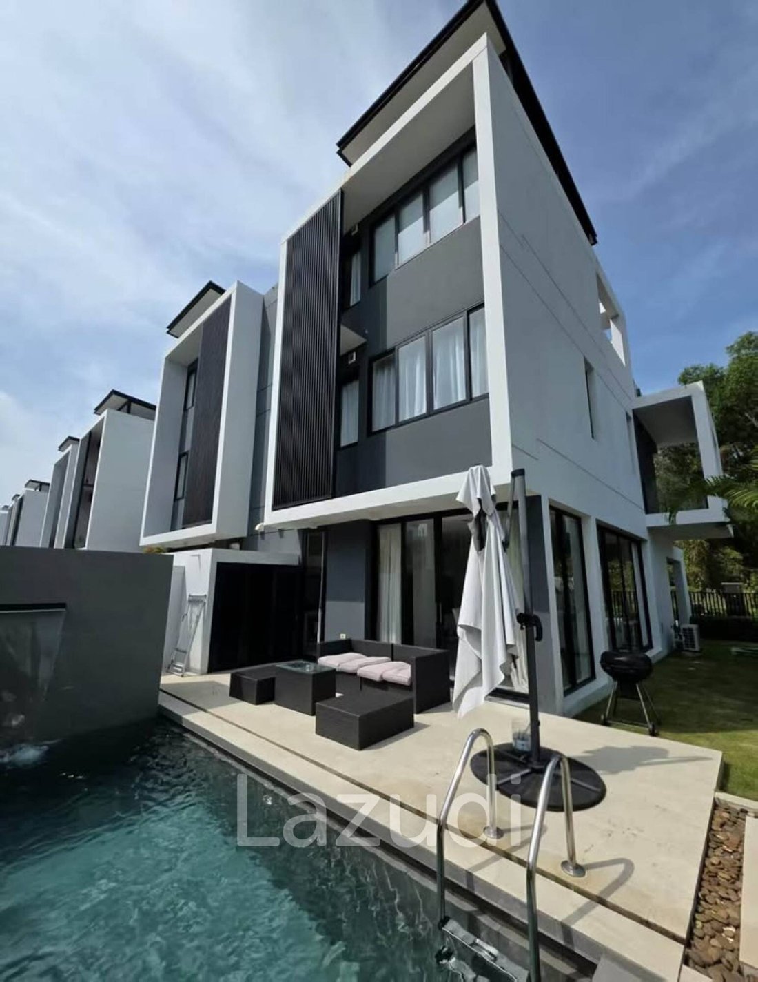 Villa in Choeng Thale, Phuket, Thailand 1 - 17409182