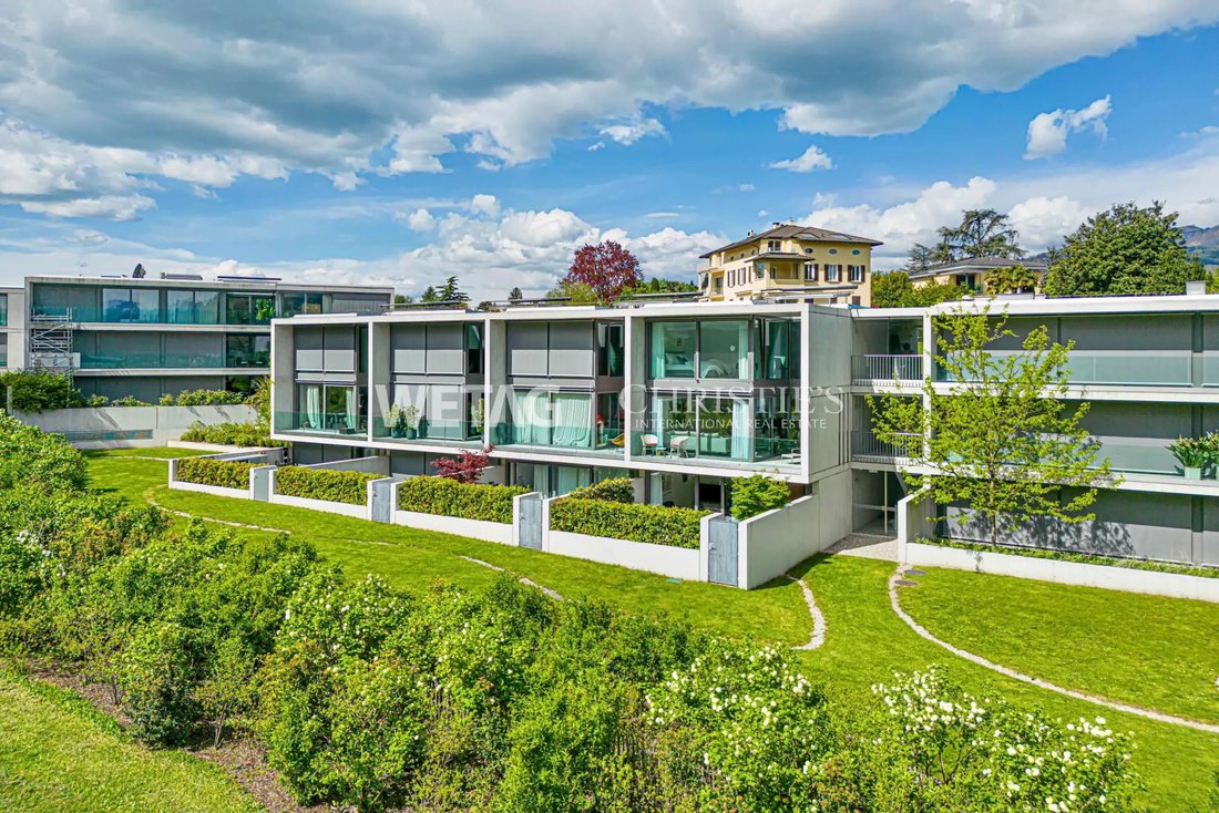 Villa in Lugano, Ticino, Switzerland 2 - 14197998