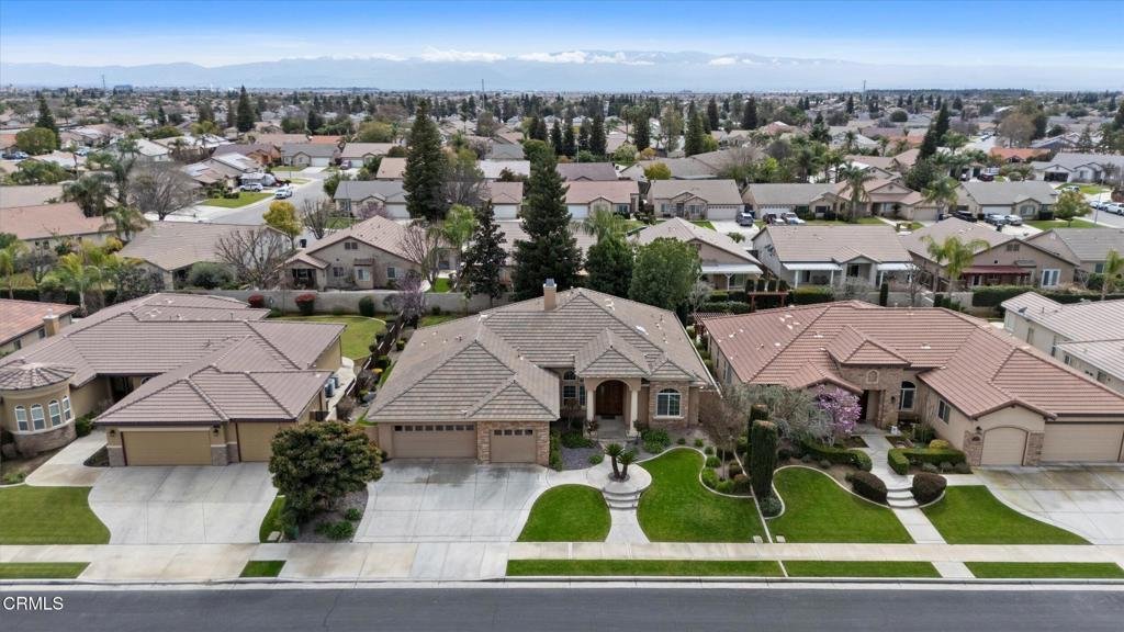 House in Bakersfield, California, United States 3 - 17417728