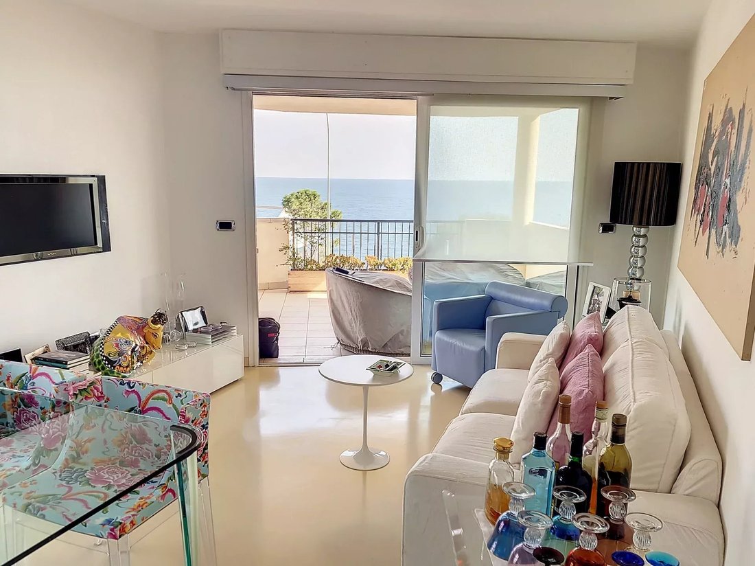 Apartment in Cabbe-Saint Roman, Roquebrune-Cap-Martin, France 4 - 17420899