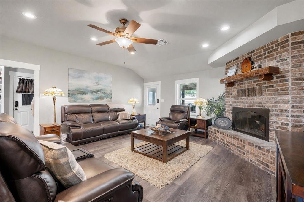 House in West, Texas, United States 5 - 17411434
