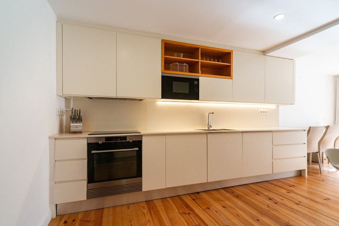 Apartment in Santo Antonio, Lisbon, Portugal 3 - 17408819