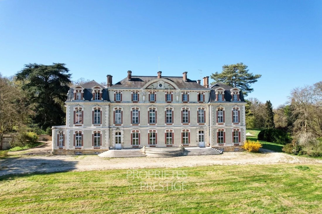 Castle in Centre Ville Centre, Fontainebleau, France 3 - 14251693