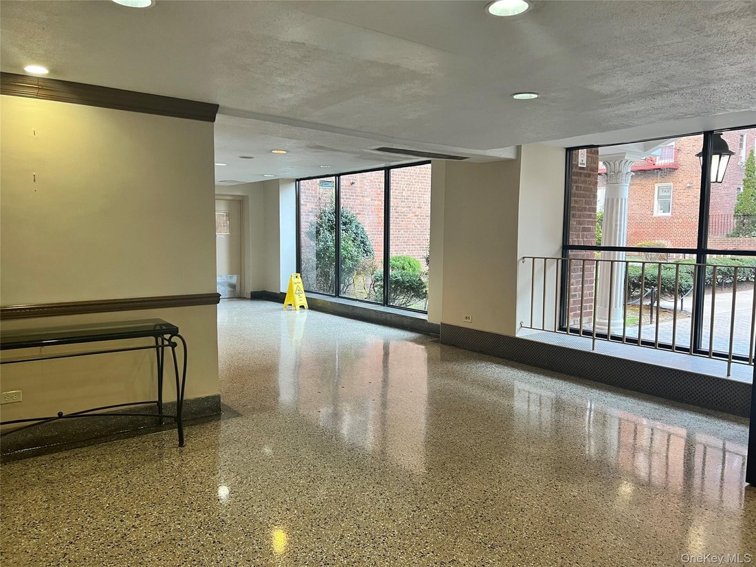 Co Op in New York, New York, United States 2 - 17408277