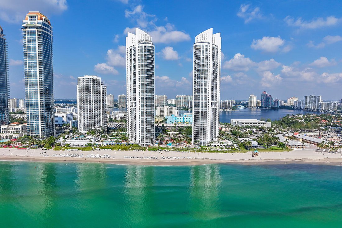 Condo in Sunny Isles Beach, Florida, United States 2 - 17410663
