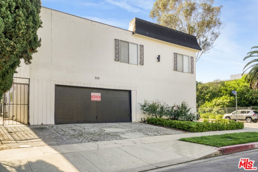 Los Angeles, California, United States 4 - 17420446