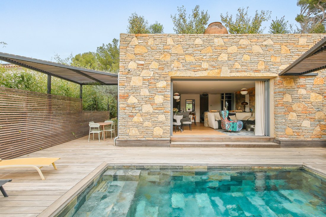 House in La Cadiere-d'Azur, Provence-Alpes-Côte d'Azur, France 2 - 17411906