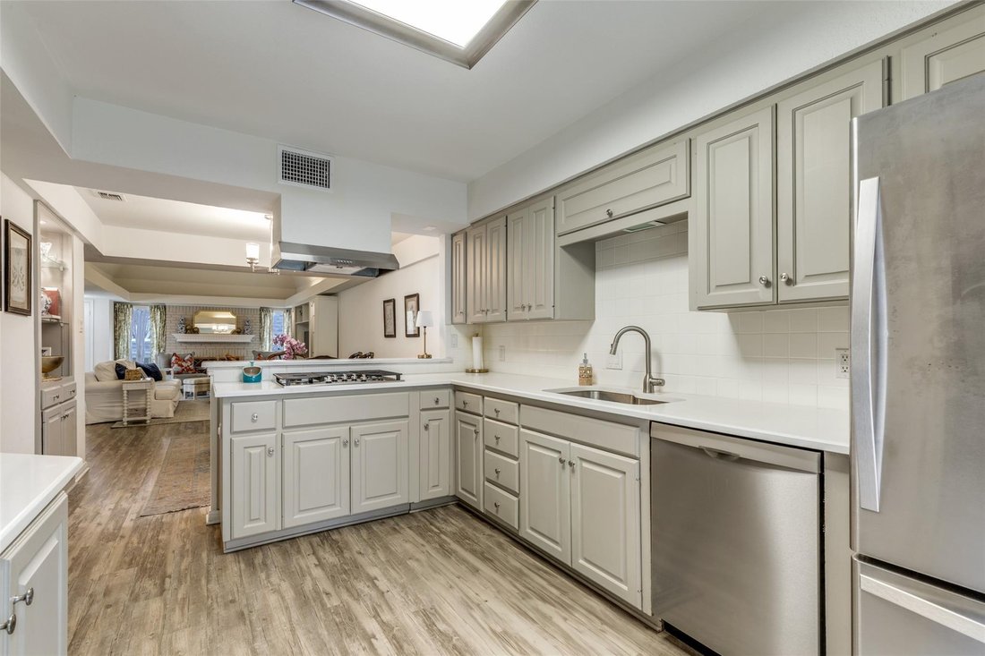 Condo in Austin, Texas, United States 5 - 17410536