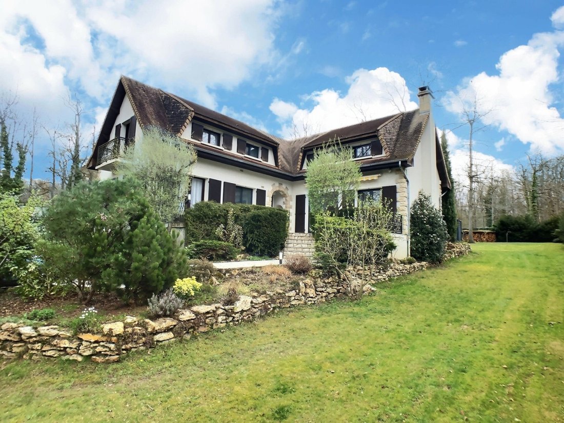 House in Bullion, Ile-de-France, France 1 - 17400782