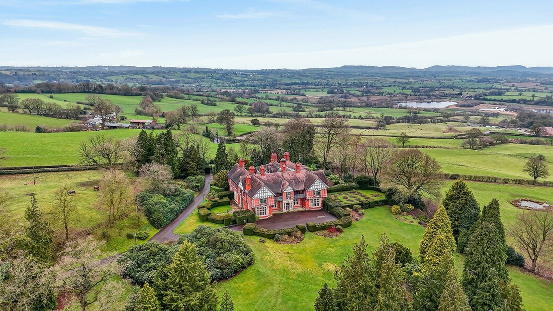 Country House in Cheshire East, England 2 - 17413958